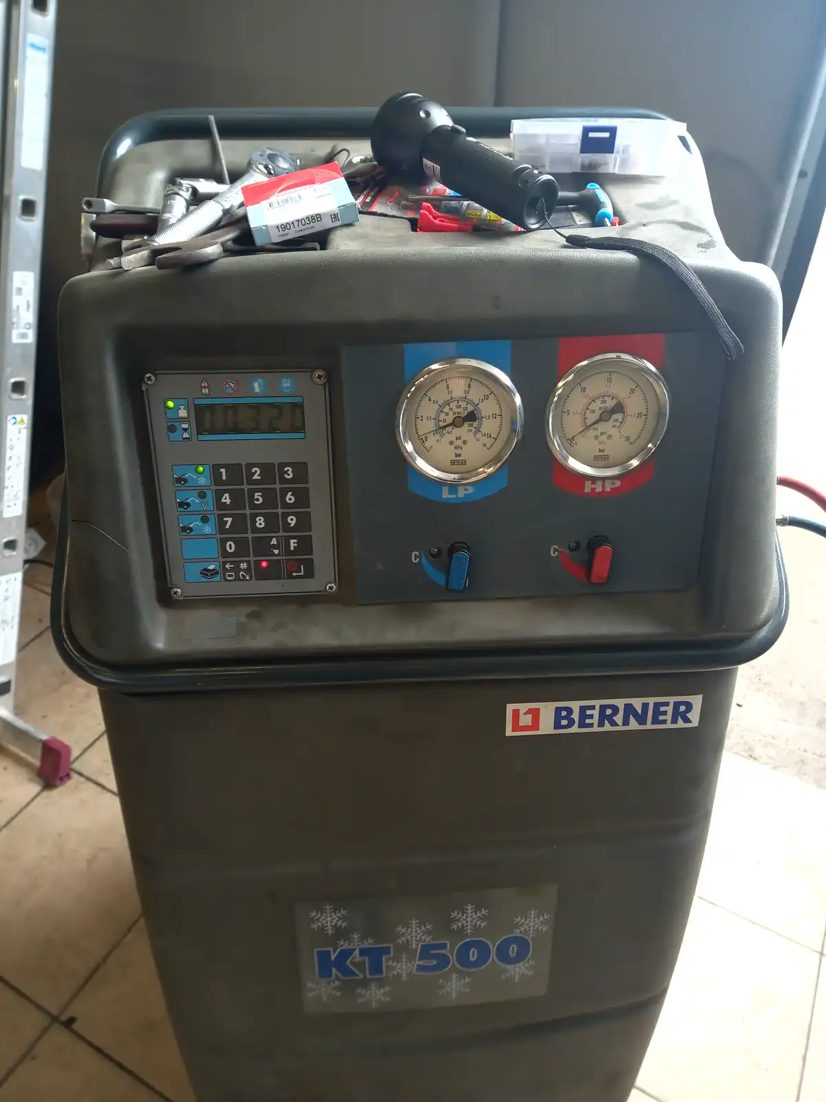 Stacja serwisowa klimatyzacji Berner KT 500 – Tiger Serwis Gorzów